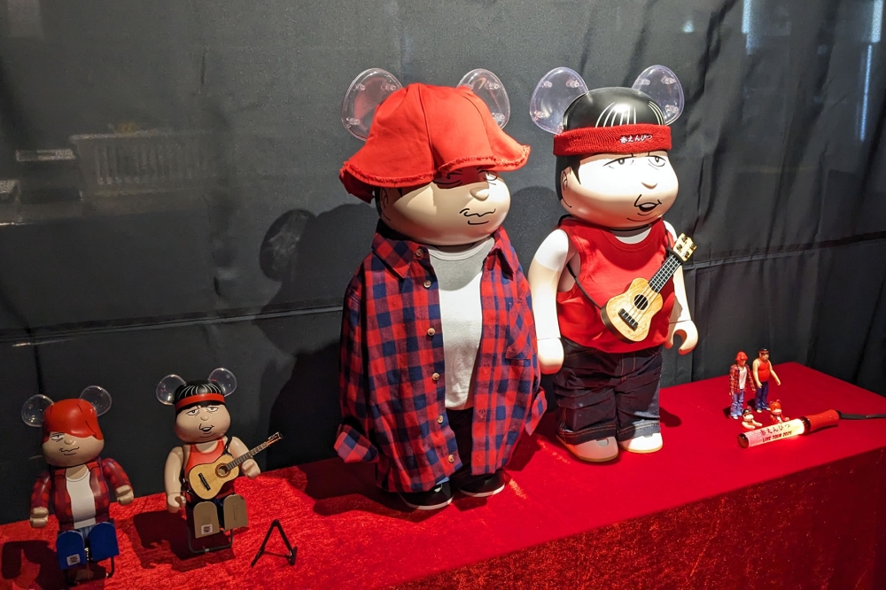 赤えんぴつ人形