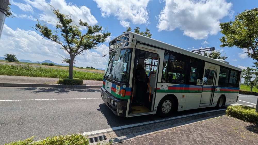 琵琶湖博物館行きバスの外装