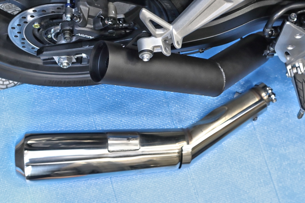 CB1000F純正マフラーとの比較