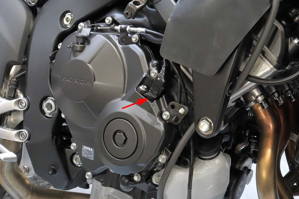 CBR600RRのCKPセンサー