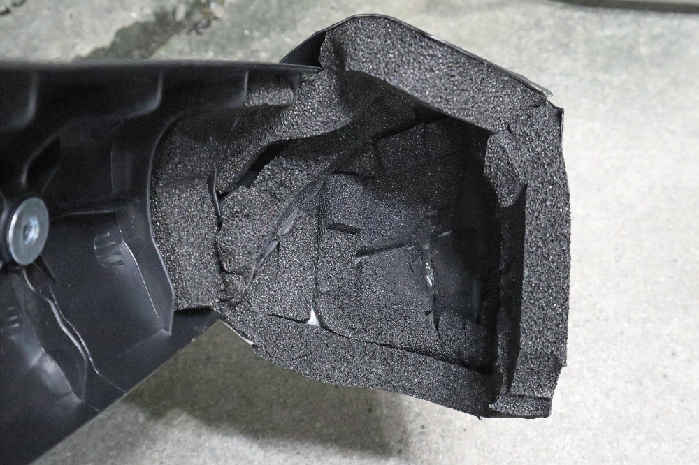 Dio110のマフラーカバー