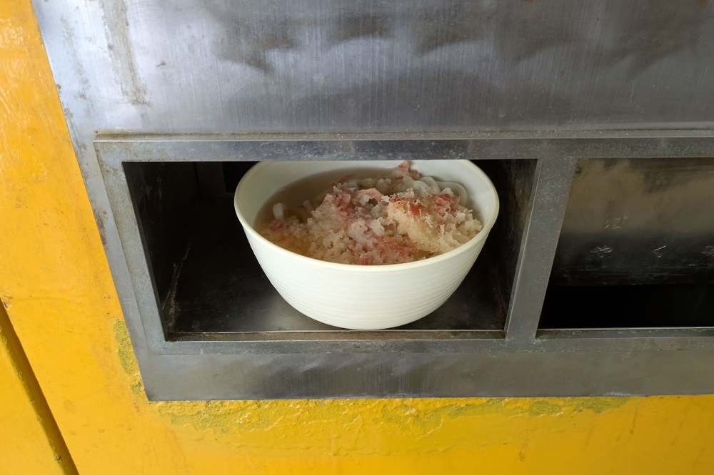自販機の天ぷらうどん
