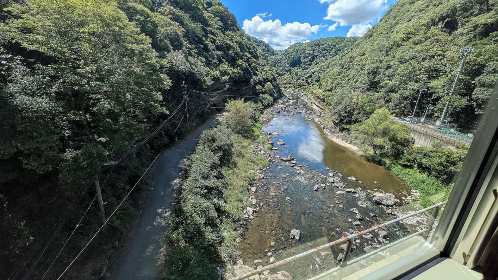 福知山線の車内
