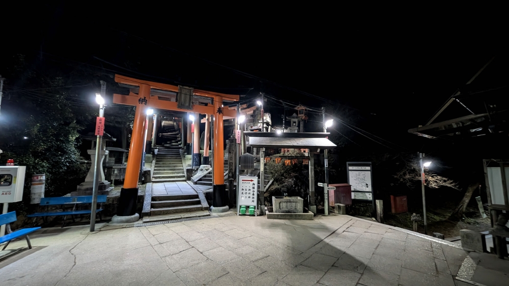 夜の伏見稲荷大社5