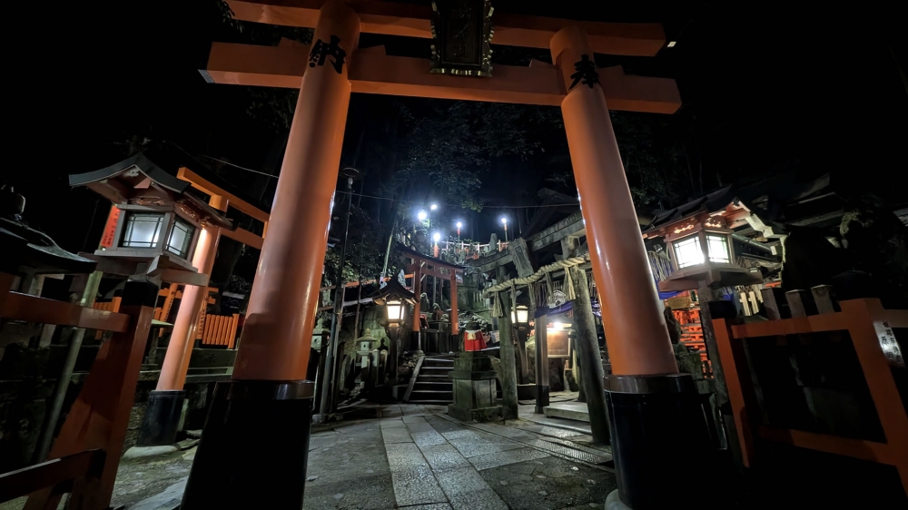 夜の伏見稲荷大社11