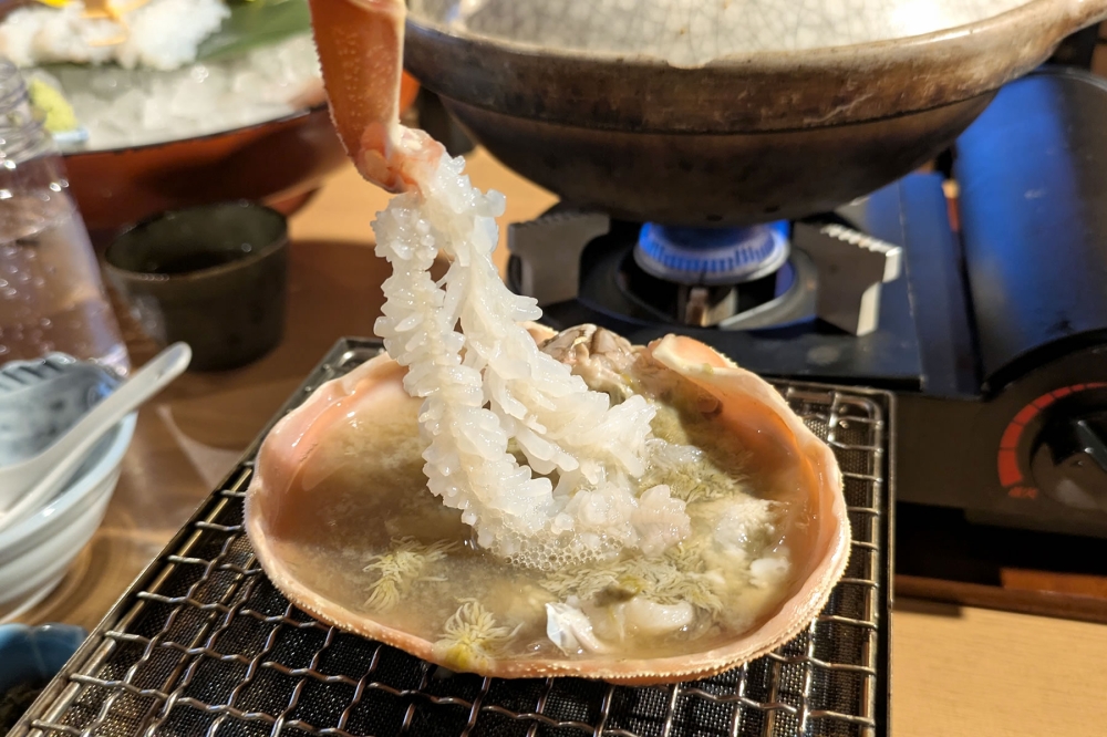 越前ガニのカニ味噌しゃぶしゃぶ