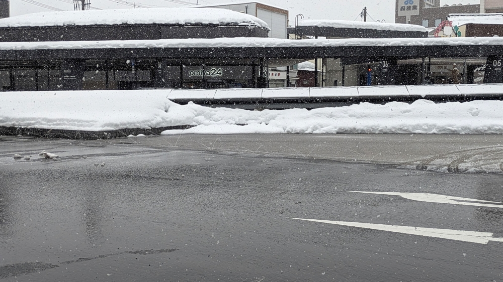 敦賀駅前のスプリンクラー