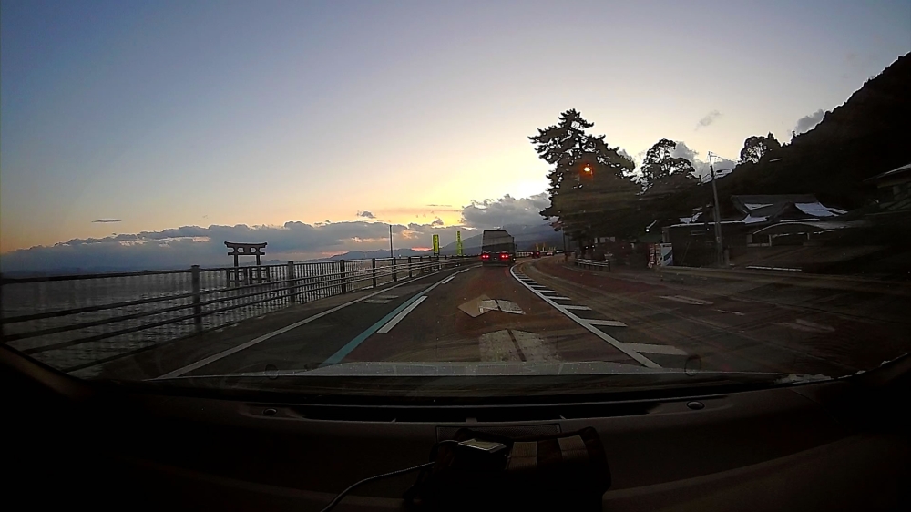 夕方の白鬚神社