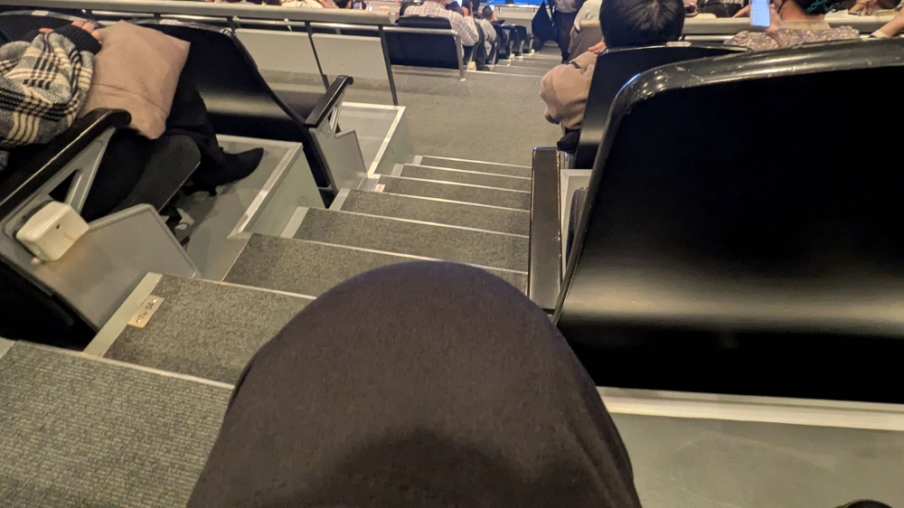 オリックス劇場3F座席