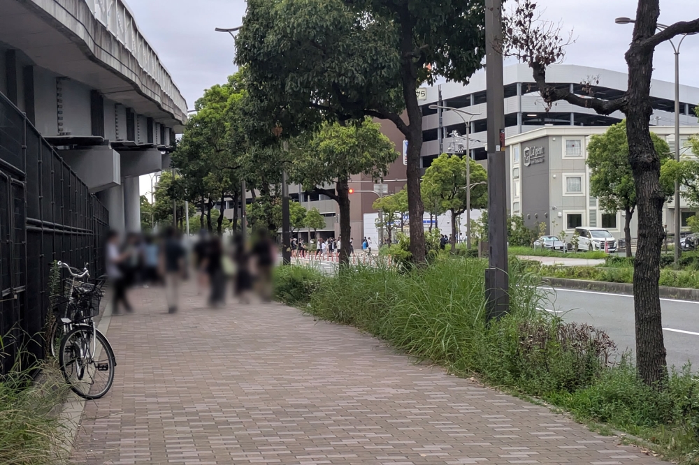Zepp大阪ベイサイド前の通り