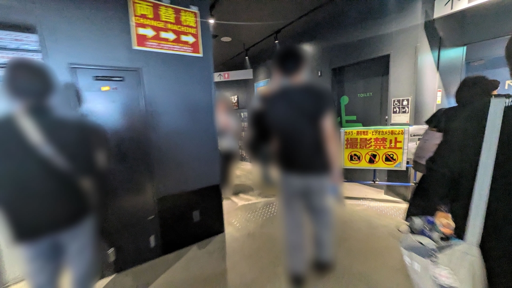 Zepp大阪ベイサイド内の通路