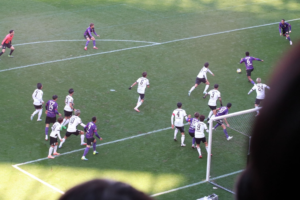 ヴィッセル神戸のゴール前