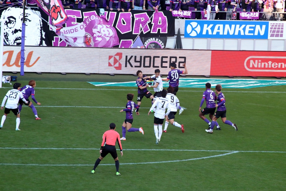 ヴィッセル神戸の激しい攻撃