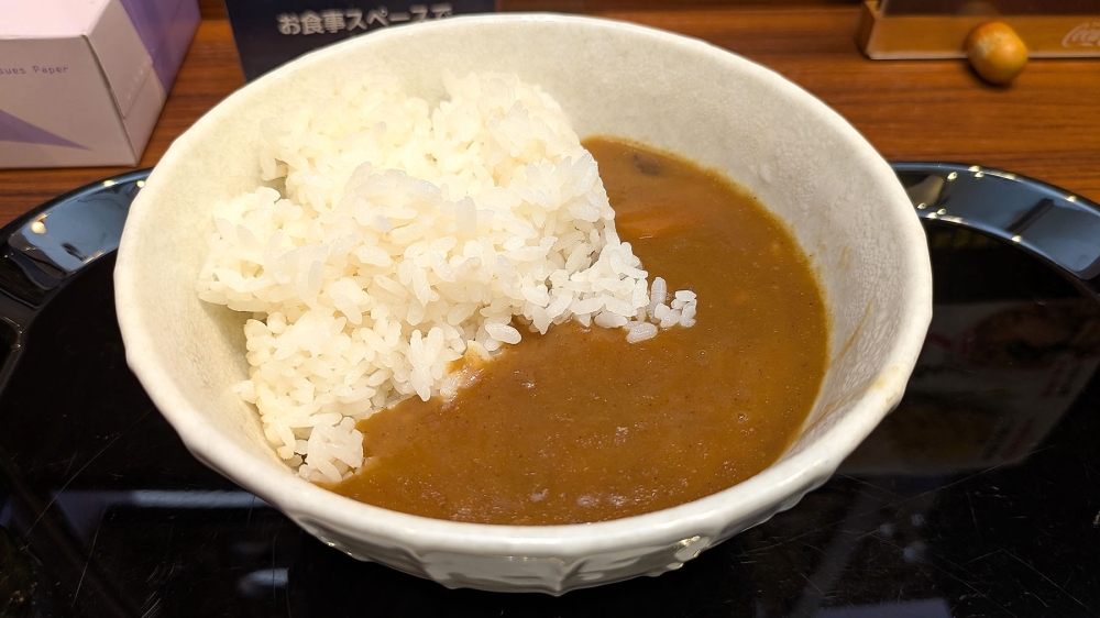 快活クラブの朝カレー
