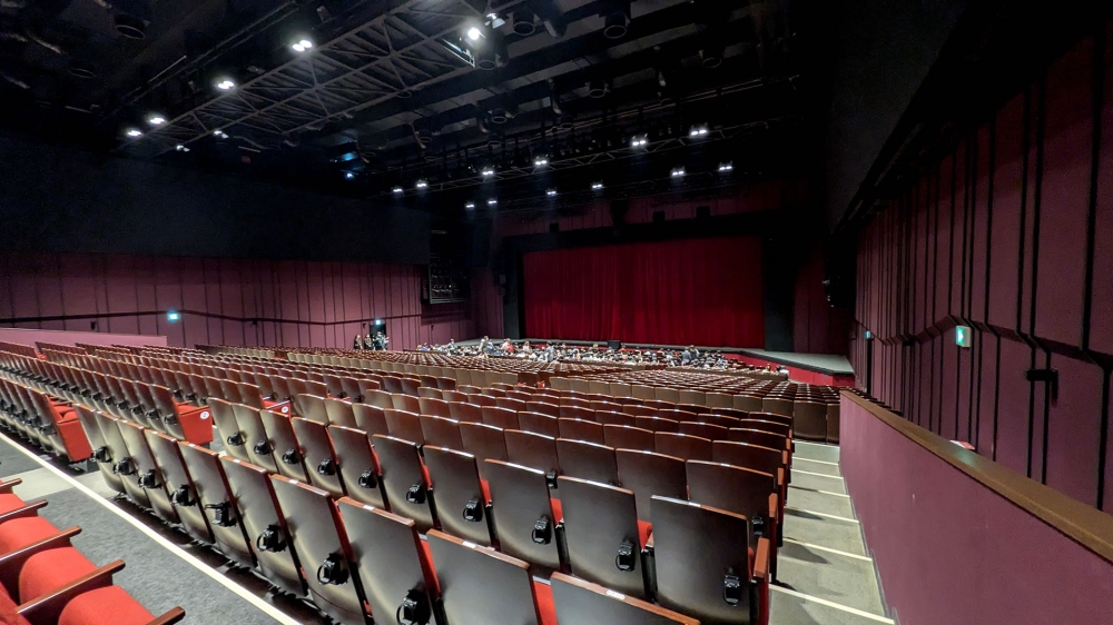 クールジャパンパーク大阪WWホール内