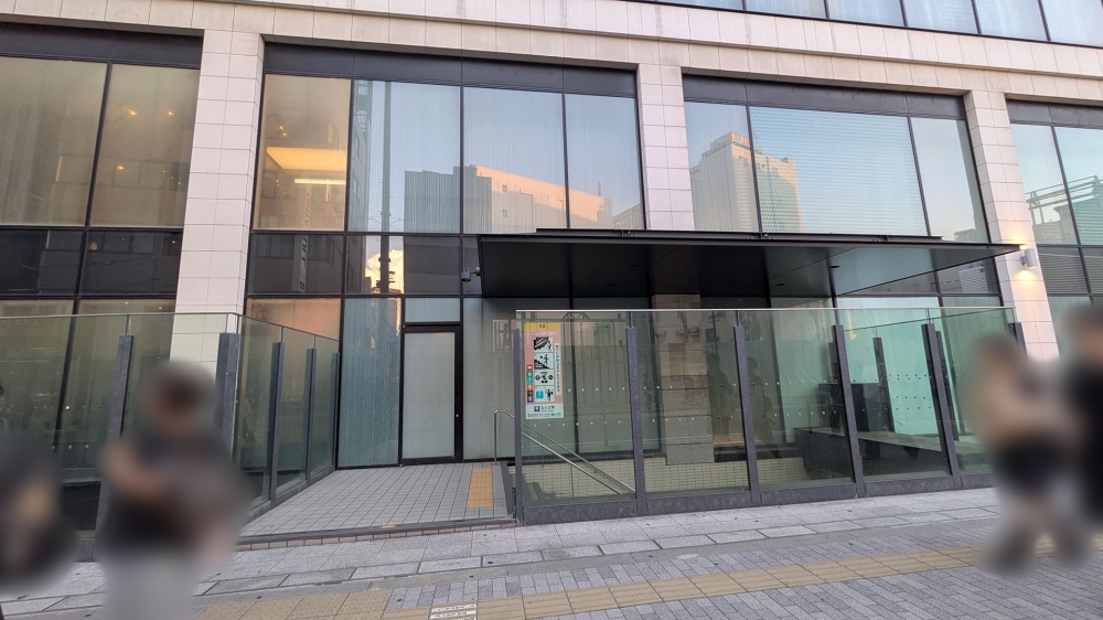 NANBAなんなんE8出入口
