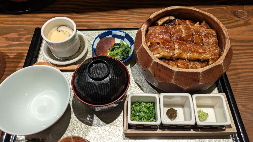 名古屋名物ひつまぶし