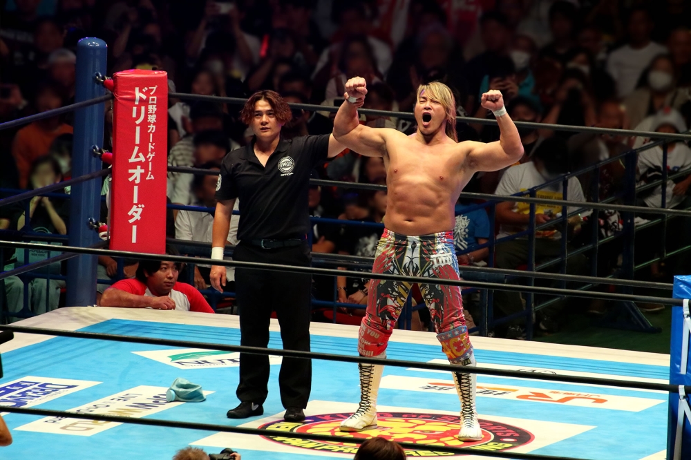 勝利した棚橋弘至