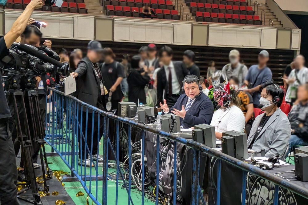 ワールドプロレスリングの実況