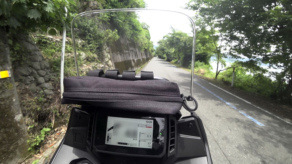琵琶湖の道路2