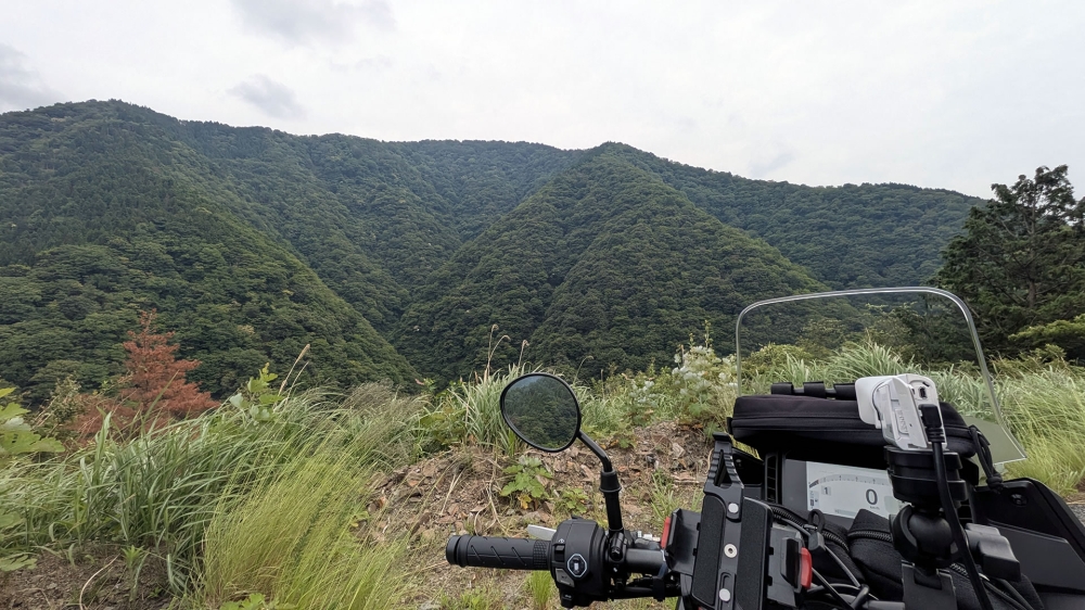 NX400と山岳
