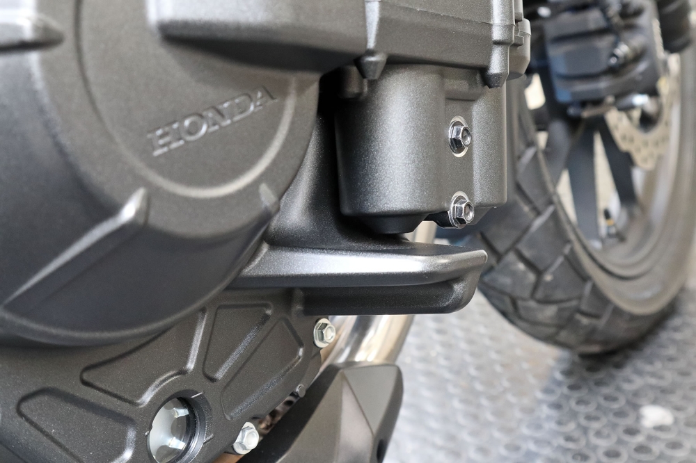 NX400のE-clutch底部