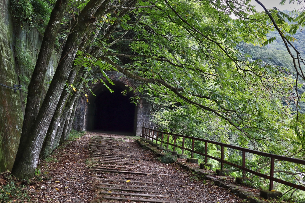 JR福知山線廃線敷トンネル
