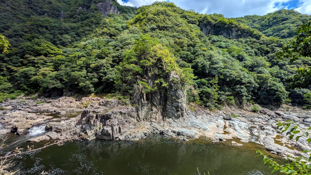JR福知山線廃線敷の渓谷