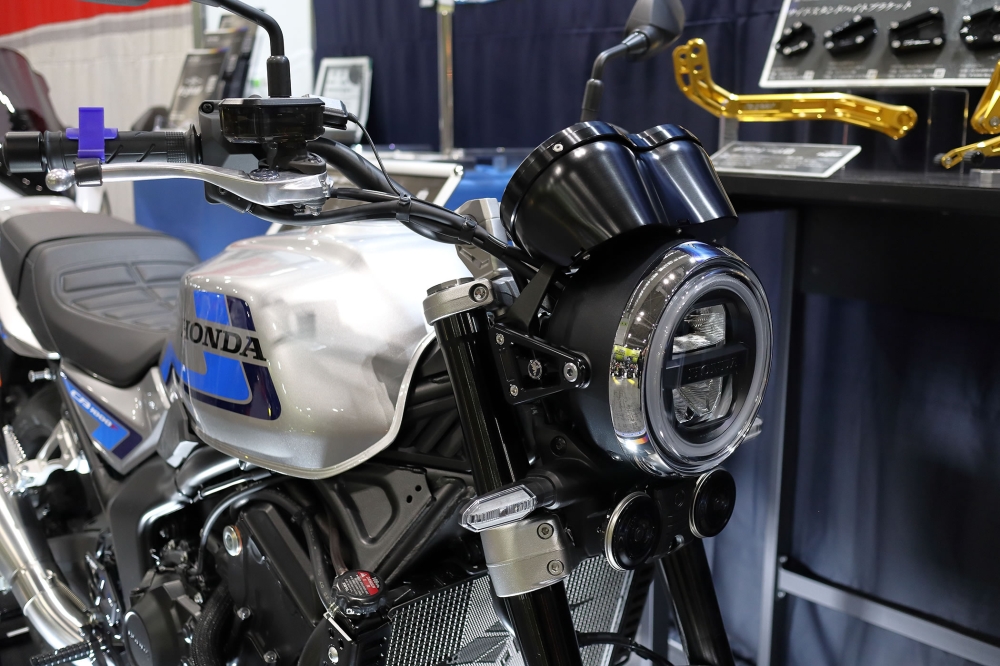 CB1000Fメーターカバー