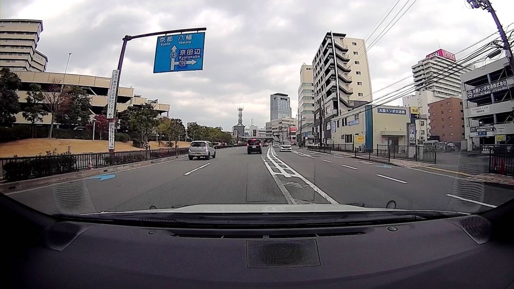 枚方市駅前立体駐車場