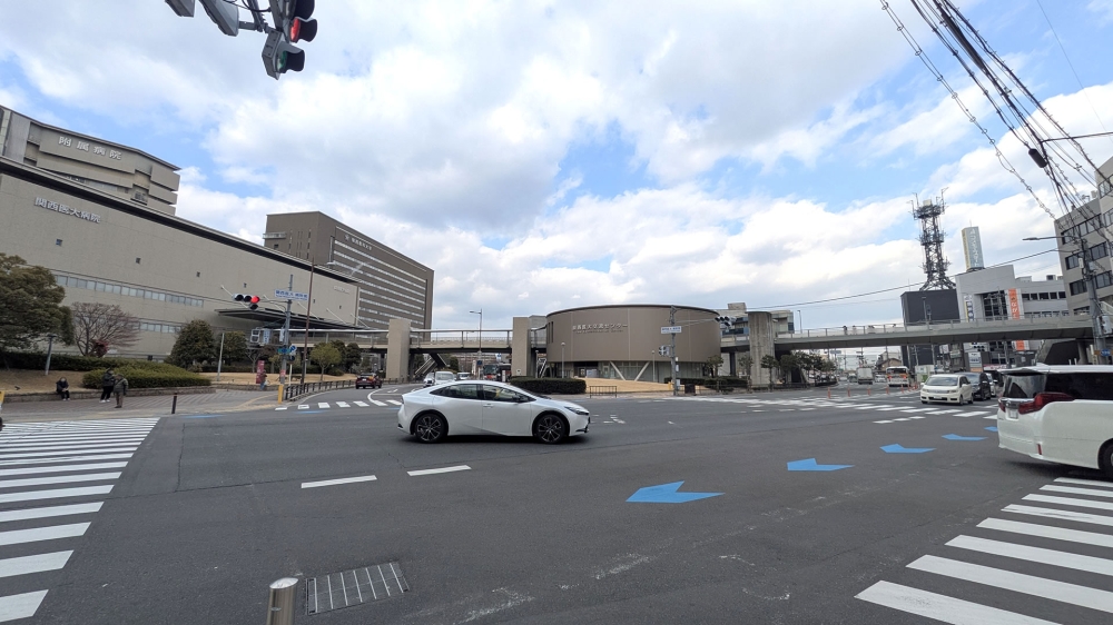 関西医大前交差点