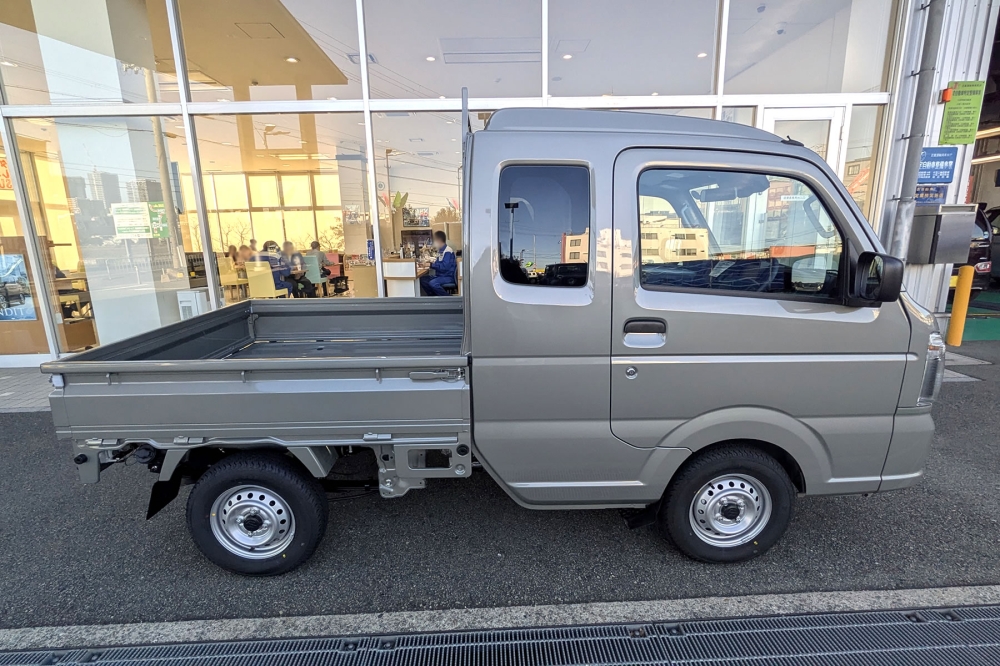 スーパーキャリイのサイドビュー