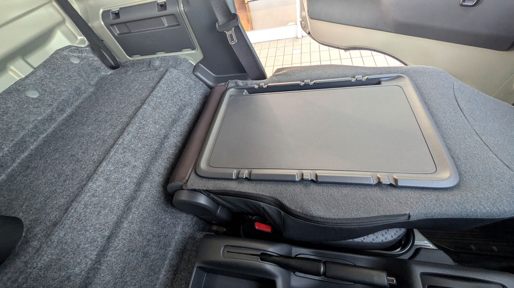 スーパーキャリイの助手席折りたたみ