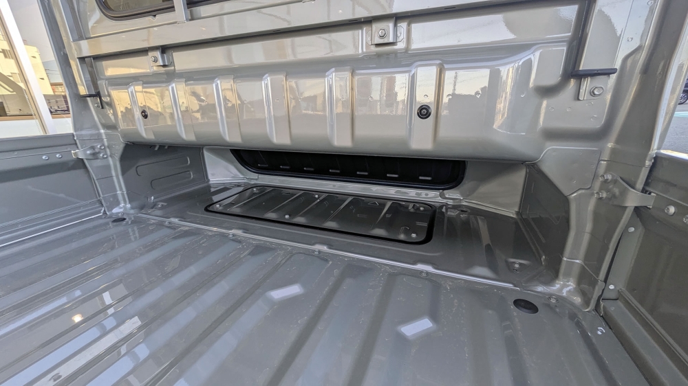 スーパーキャリイ荷室のくぼみ