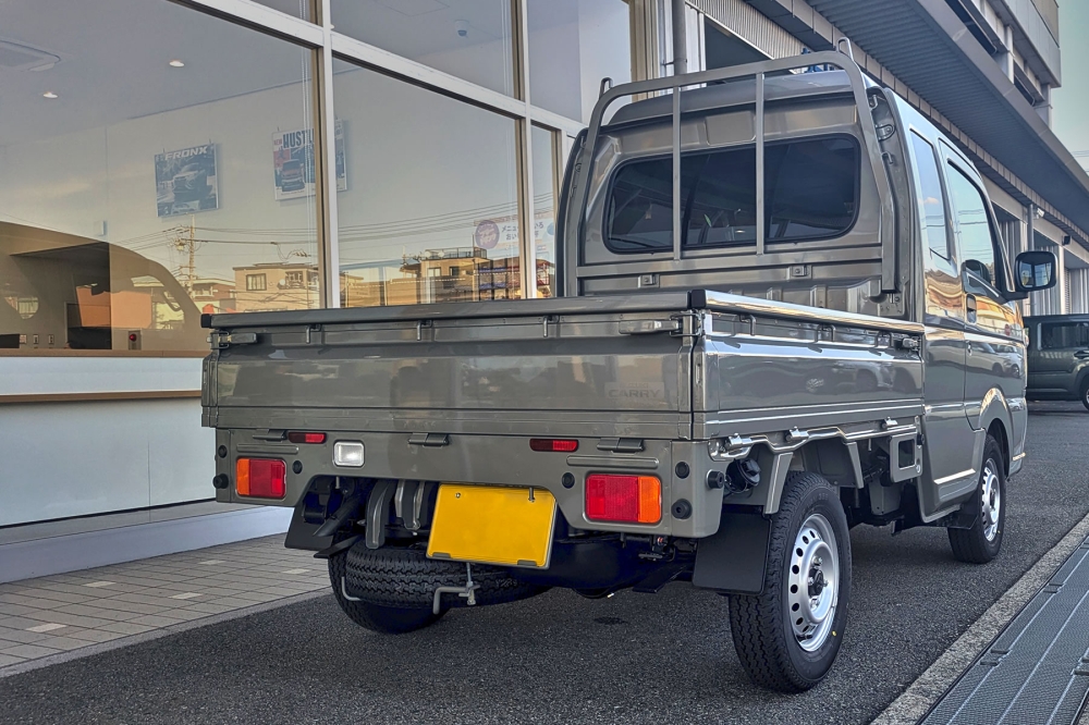 スーパーキャリイのリアビュー