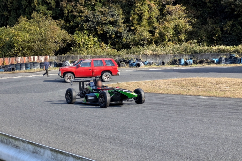 スーパーFJのマシン