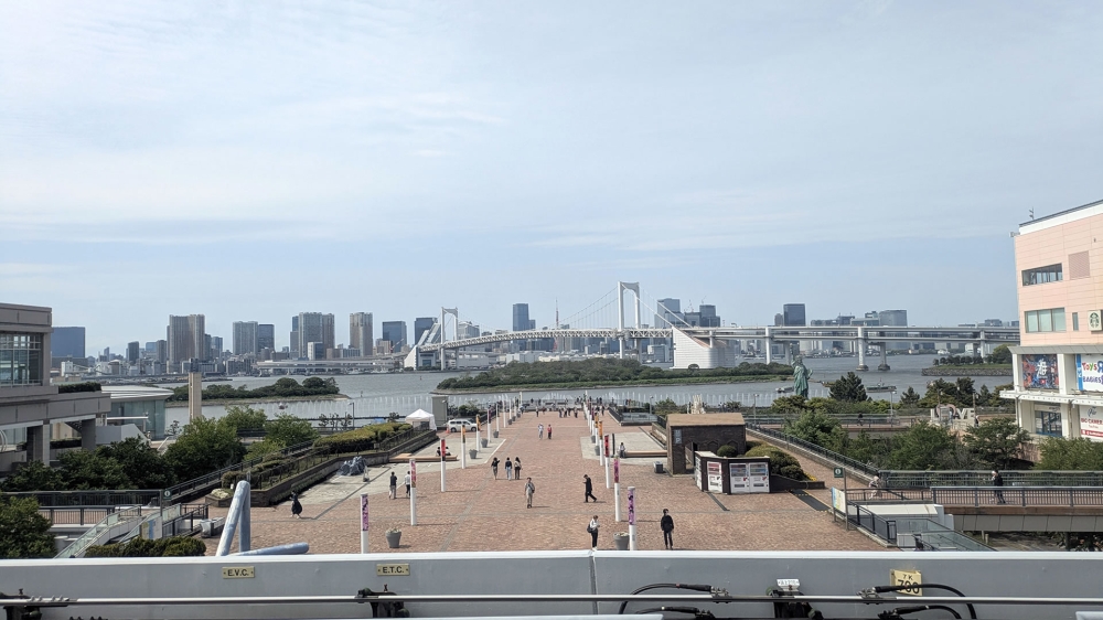 台場からのレインボーブリッジ