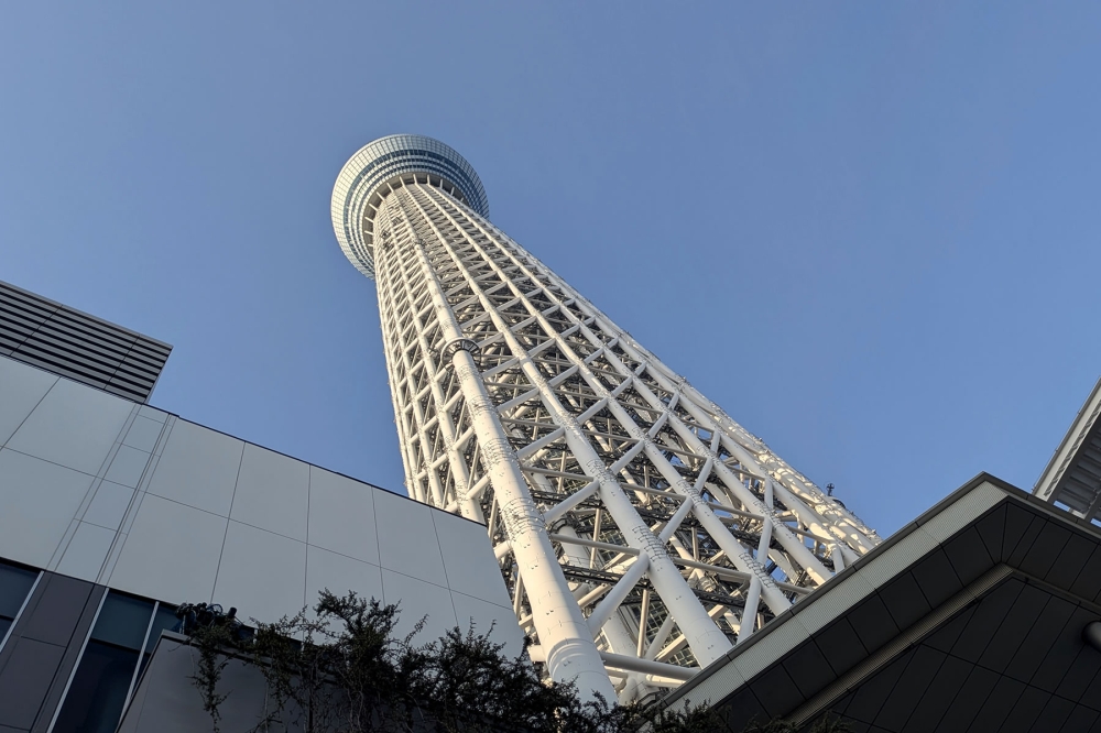 東京スカイツリーの麓