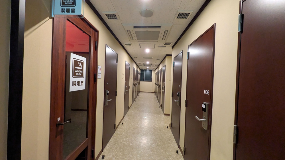 鳥取の快活クラブの鍵付個室