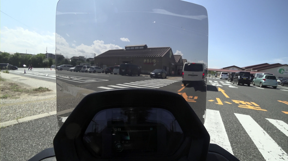 NMAX155で鳥取の漁港の観光施設