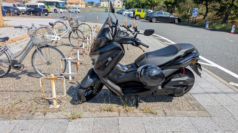 NMAX155と鳥取の観光施設