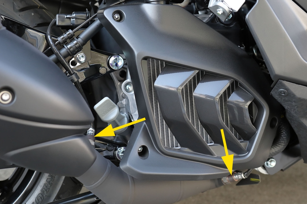 NMAX3型マフラーのO2センサー