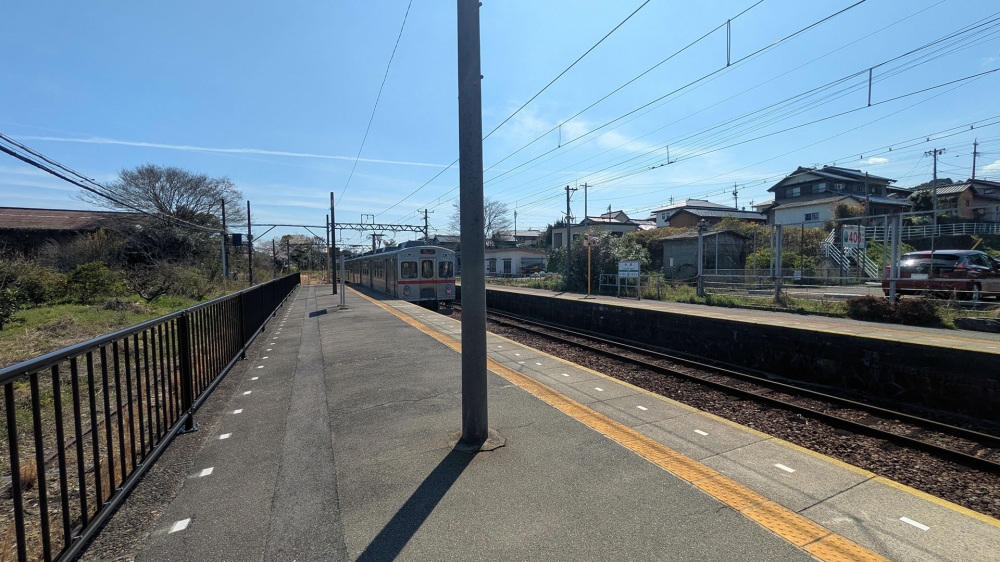 多度駅ホーム